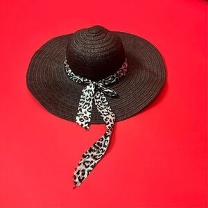 Black beach / summer hat   🤍🖤​​​​​​​​​​​​​​​​​​​​​​​